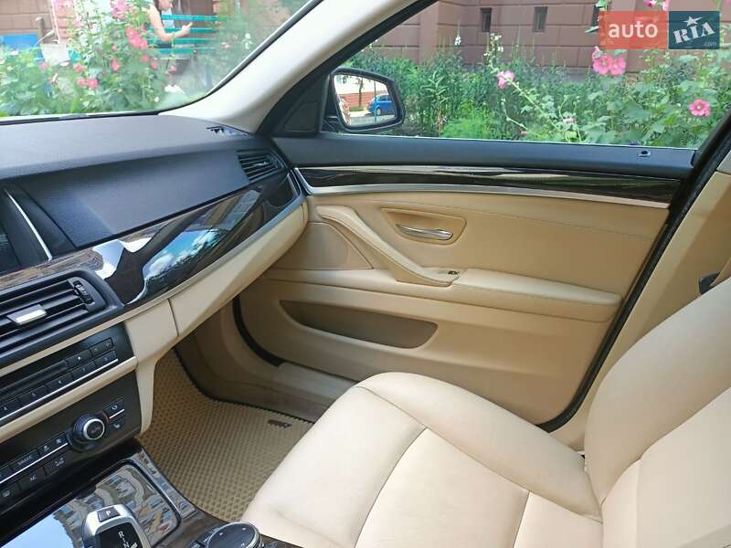 Седан BMW 5 Series 2013 в Киеве фото 15 Седан BMW 5 Series 2013 в Киеве