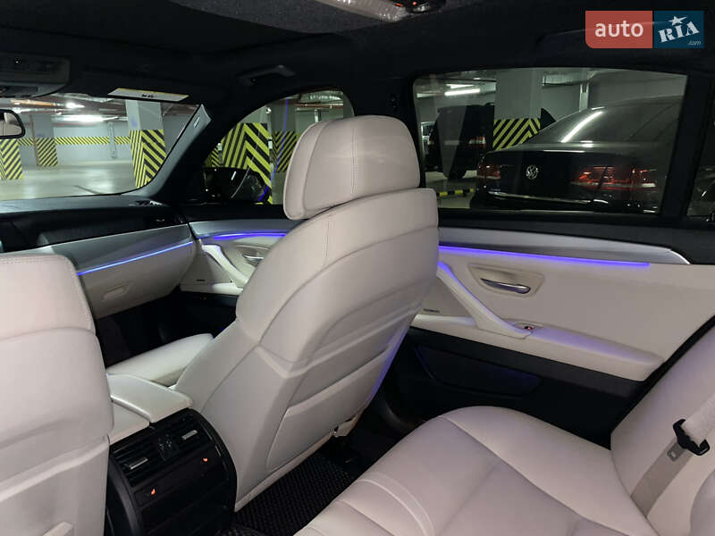 Седан BMW 5 Series 2012 в Одессе