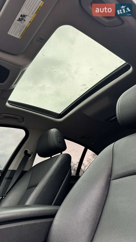 Седан BMW 5 Series 2014 в Киеве фото 33 Седан BMW 5 Series 2014 в Киеве