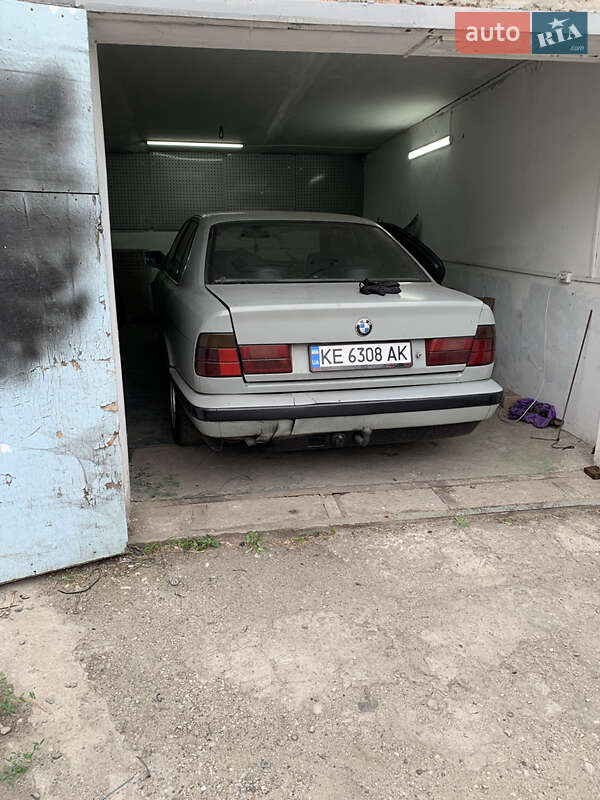 Седан BMW 5 Series 1990 в Днепре фото 4 Седан BMW 5 Series 1990 в Днепре