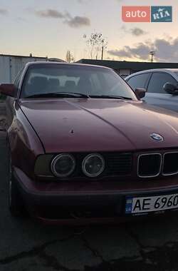 Седан BMW 5 Series 1990 в Києві