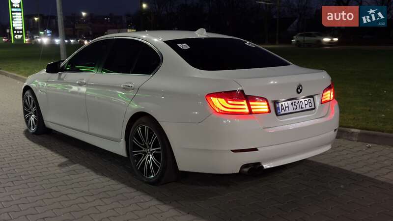Седан BMW 5 Series 2011 в Житомире