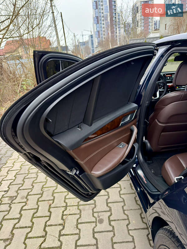 Седан BMW 5 Series 2018 в Ивано-Франковске