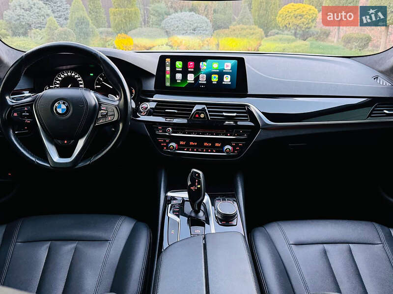 Седан BMW 5 Series 2018 в Киеве