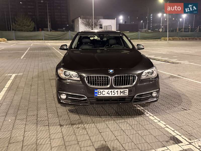 Седан BMW 5 Series 2014 в Львове