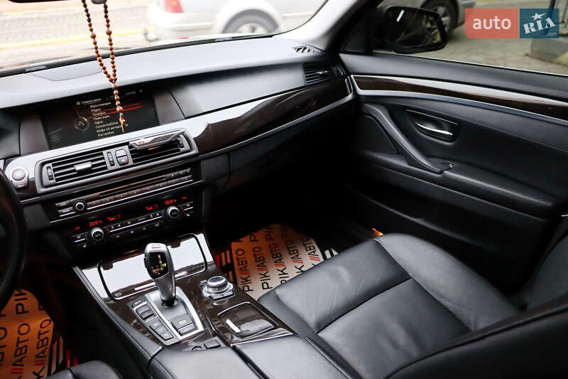 Седан BMW 5 Series 2013 в Львове