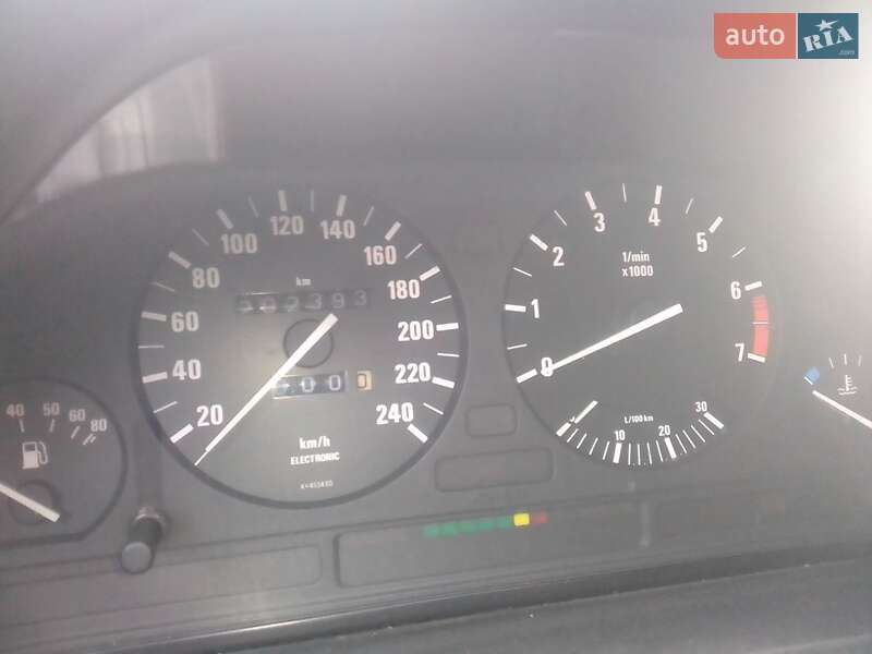 Седан BMW 5 Series 1993 в Києві фото 8 Седан BMW 5 Series 1993 в Києві