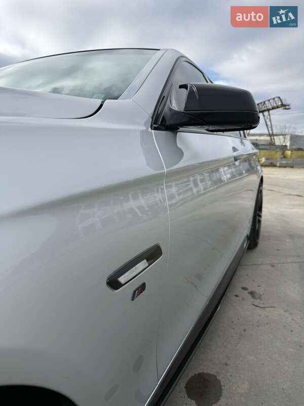 Седан BMW 5 Series 2011 в Черновцах