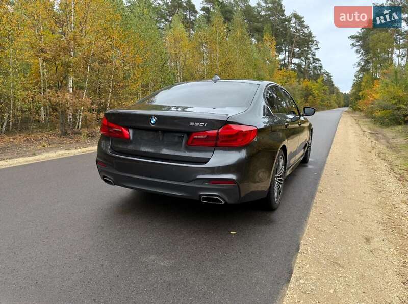 Седан BMW 5 Series 2020 в Киеве