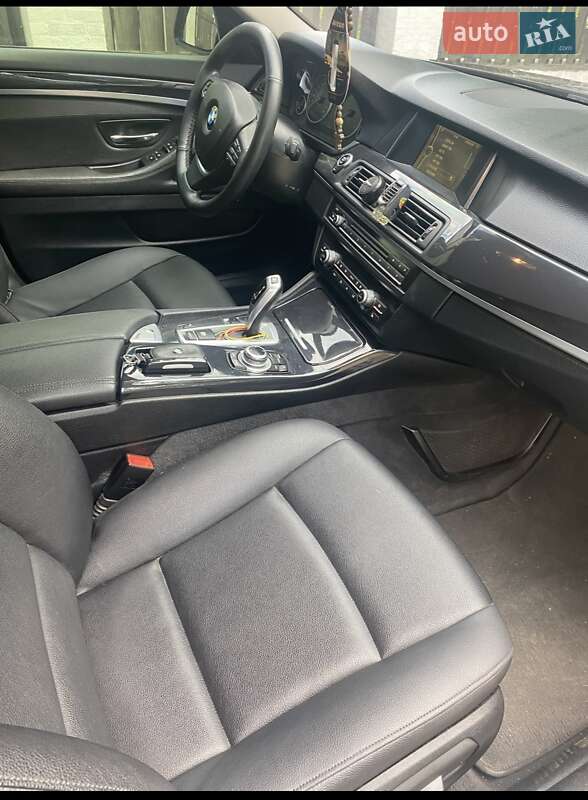 Седан BMW 5 Series 2013 в Кропивницком