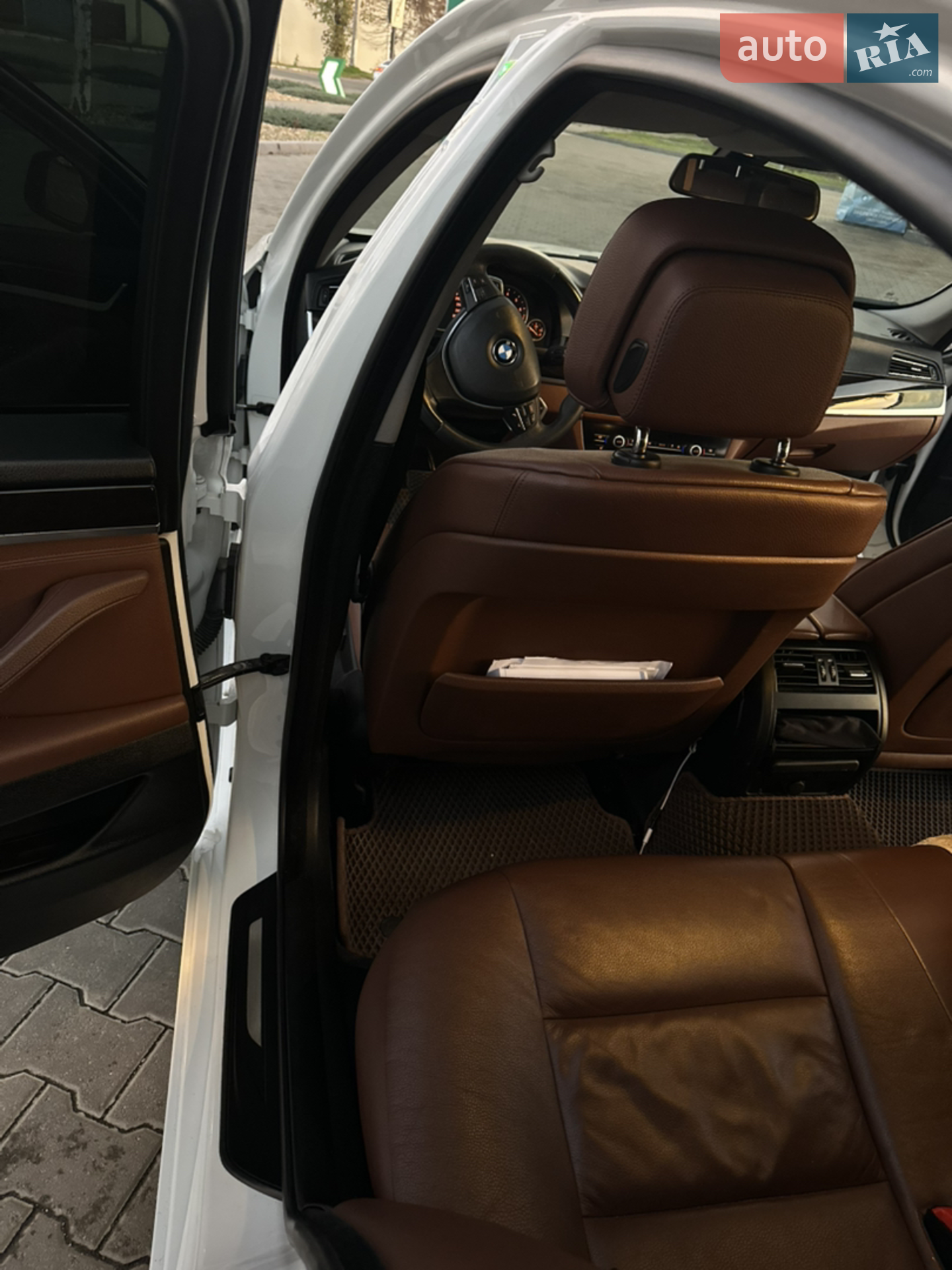 2013 BMW 5er - мініатюра 18