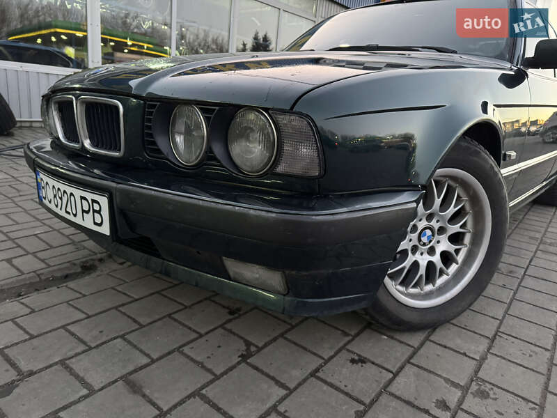Седан BMW 5 Series 1995 в Тернополі