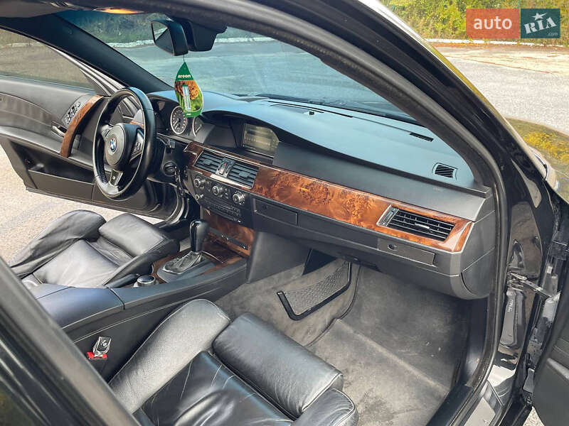 Седан BMW 5 Series 2007 в Збараже