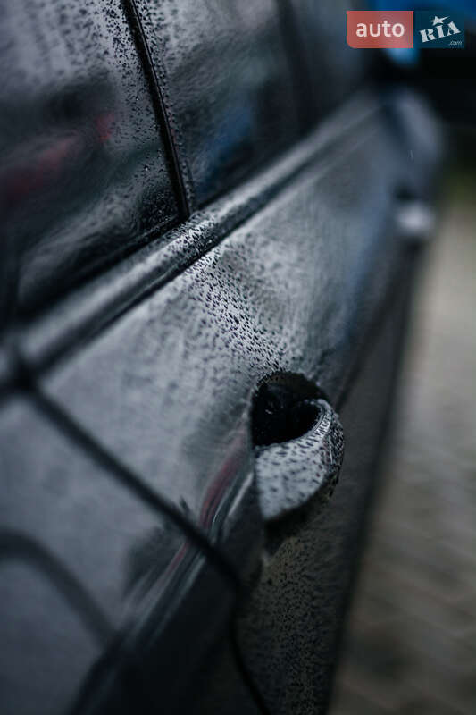 Универсал BMW 5 Series 2012 в Ровно