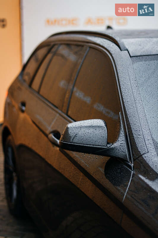 Универсал BMW 5 Series 2012 в Ровно