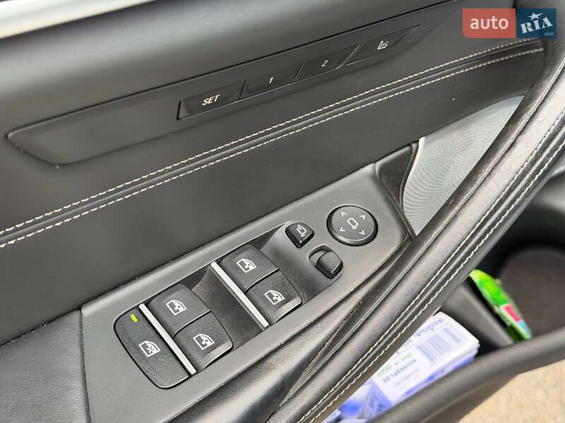 Седан BMW 5 Series 2017 в Кривом Роге