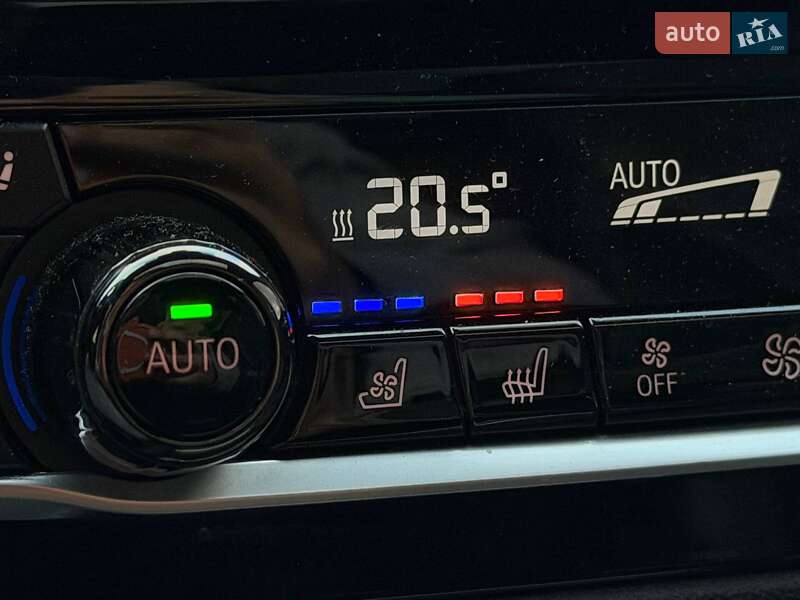 Седан BMW 5 Series 2017 в Кривом Роге