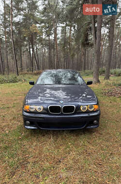 Седан BMW 5 Series 2001 в Львове