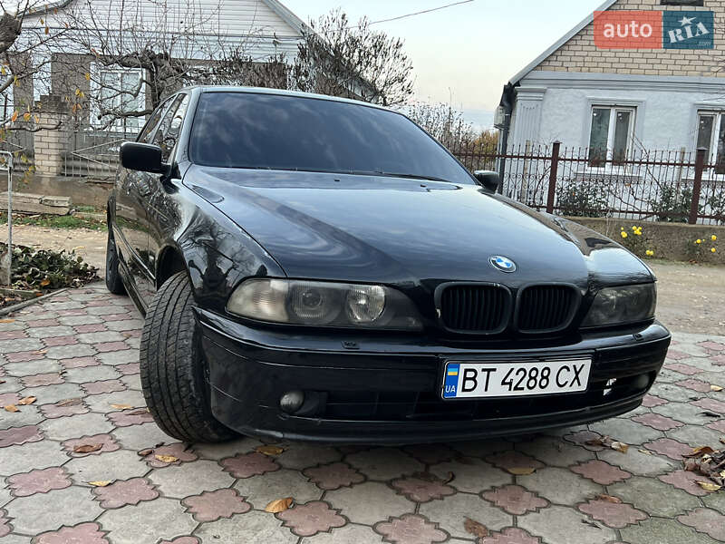 Седан BMW 5 Series 2003 в Херсоне