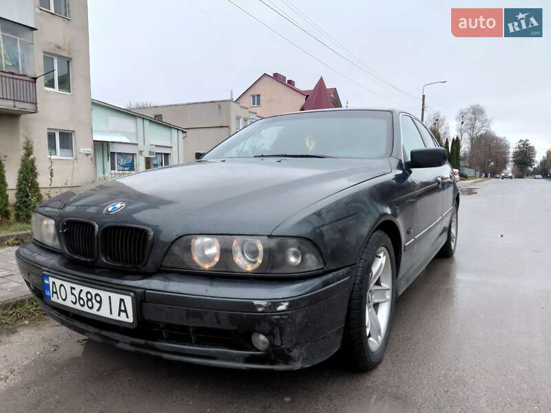 BMW 5 Series 2000