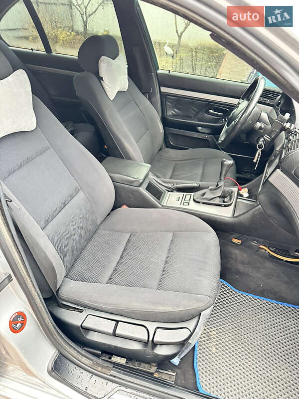 Седан BMW 5 Series 1999 в Хмельницком