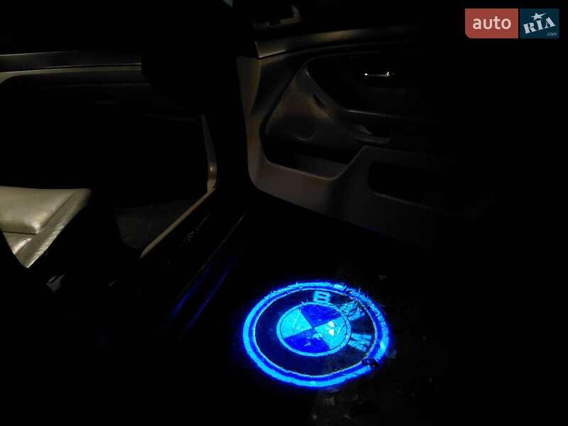 Седан BMW 5 Series 2000 в Волочиске