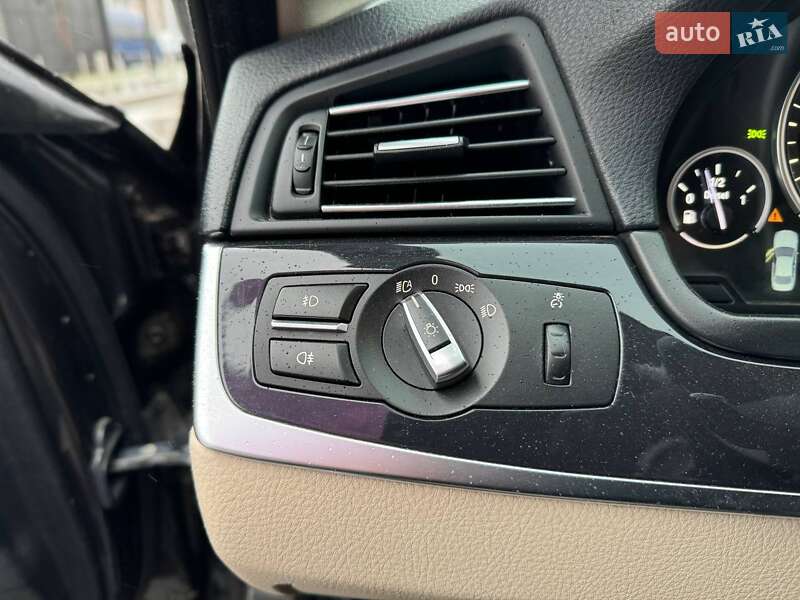 Седан BMW 5 Series 2015 в Киеве