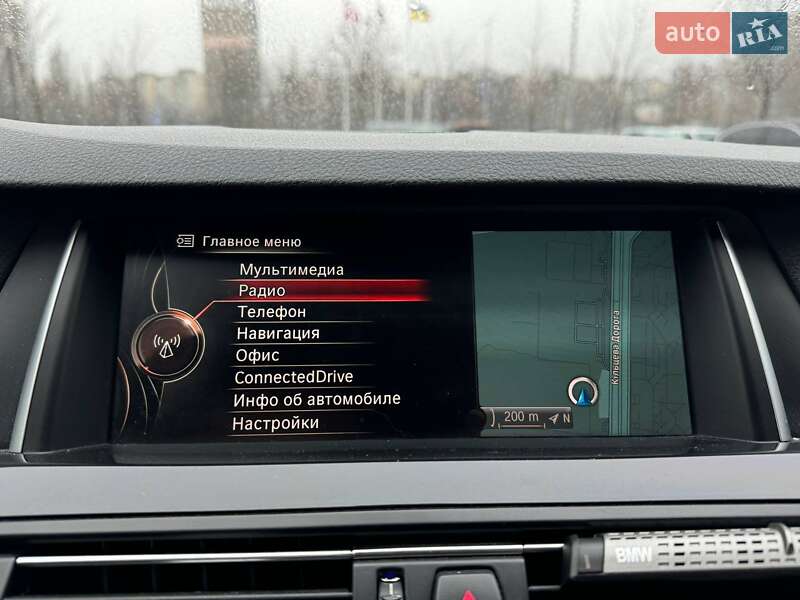 Седан BMW 5 Series 2015 в Киеве