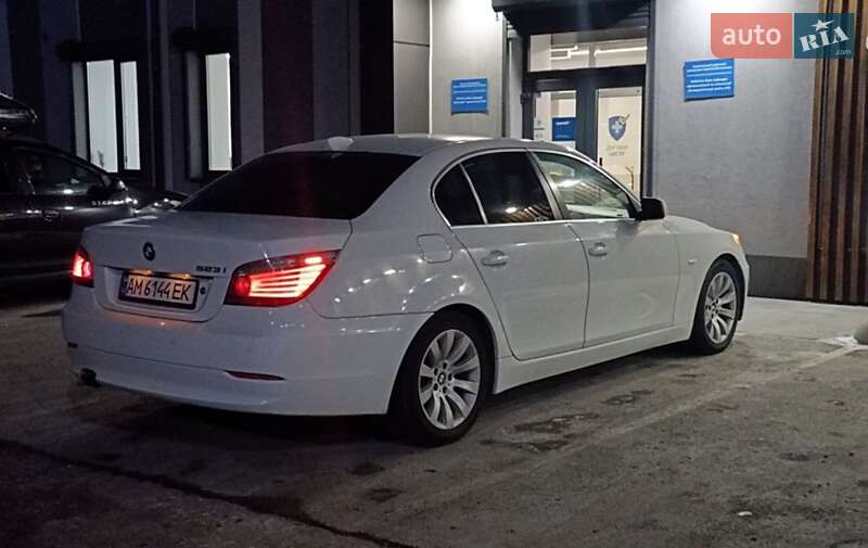 Седан BMW 5 Series 2007 в Житомире