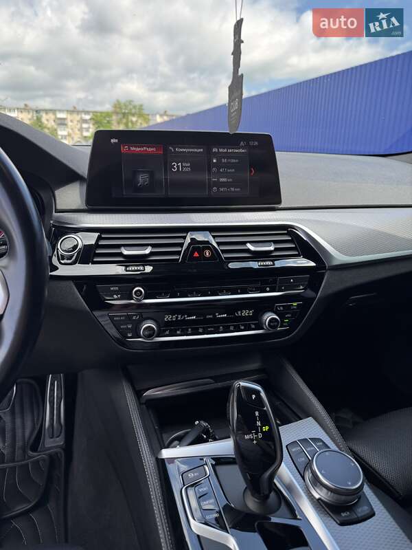 Седан BMW 5 Series 2018 в Львове фото 16 Седан BMW 5 Series 2018 в Львове