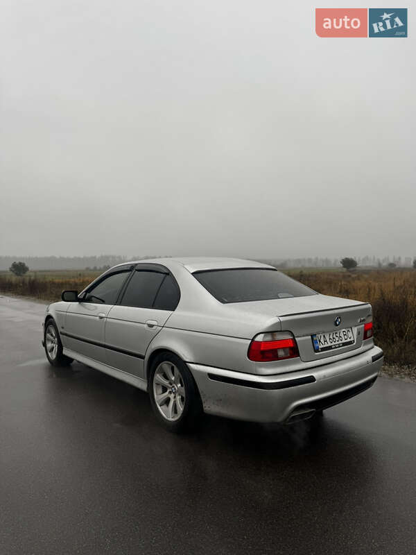 Седан BMW 5 Series 2002 в Києві