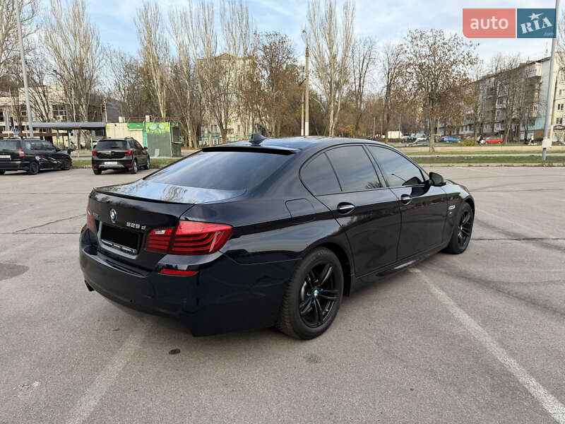 Седан BMW 5 Series 2016 в Запоріжжі фото 6 Седан BMW 5 Series 2016 в Запоріжжі