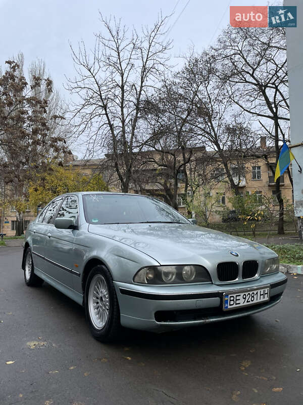 Седан BMW 5 Series 1998 в Одессе