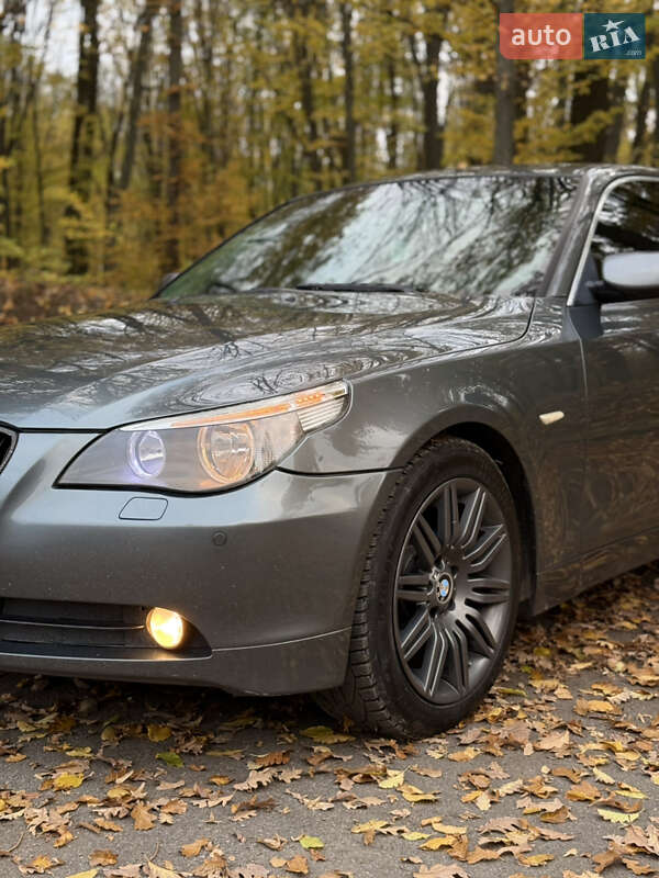 Седан BMW 5 Series 2004 в Жмеринке