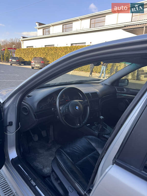 Седан BMW 5 Series 2000 в Виннице