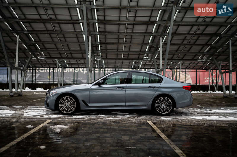 Седан BMW 5 Series 2018 в Львове