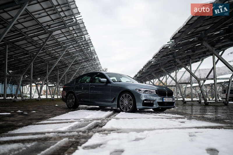 Седан BMW 5 Series 2018 в Львове
