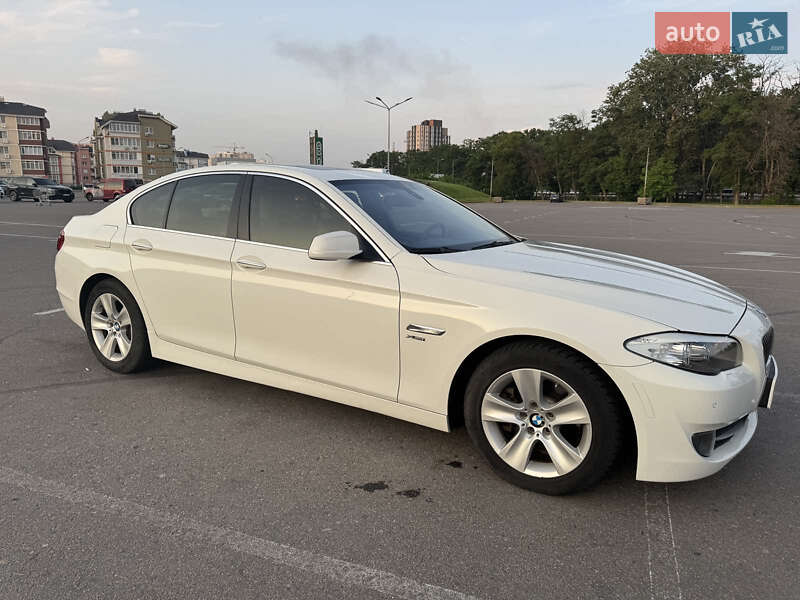 Седан BMW 5 Series 2012 в Киеве