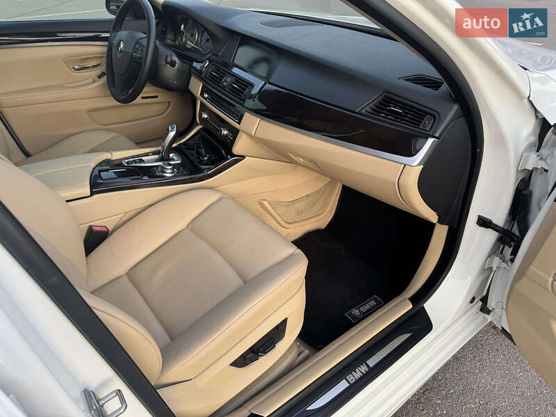 Седан BMW 5 Series 2012 в Киеве