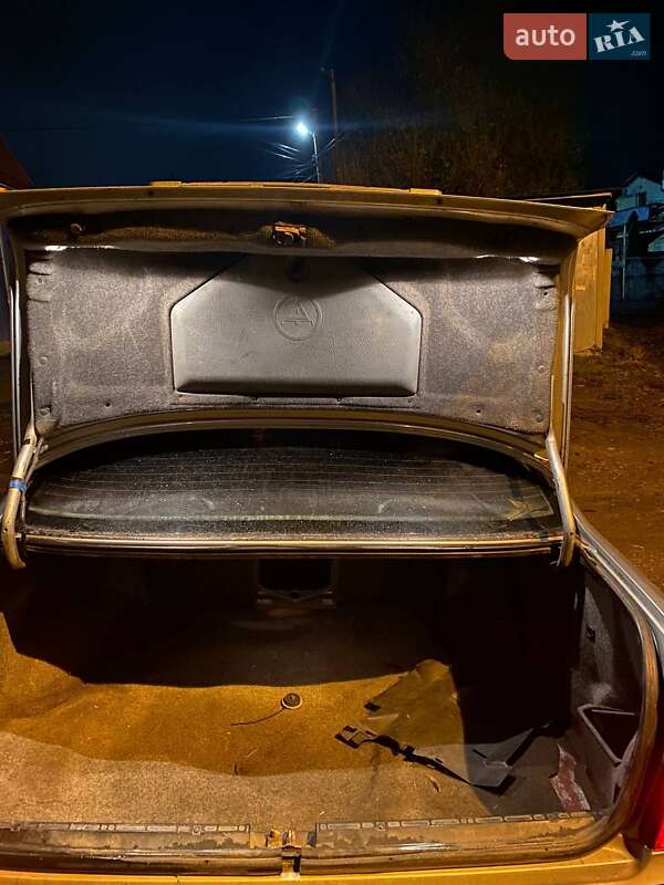 Седан BMW 5 Series 1990 в Городку