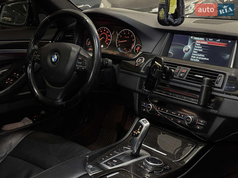 Седан BMW 5 Series 2014 в Миколаєві