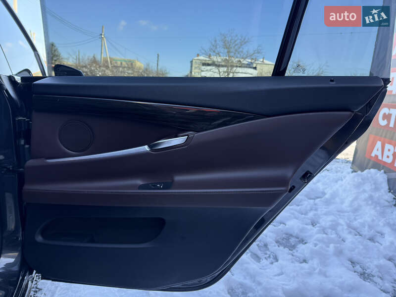 Седан BMW 5 Series 2015 в Стрые