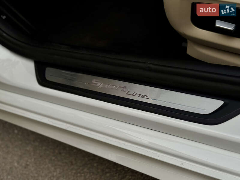 Седан BMW 5 Series 2020 в Днепре