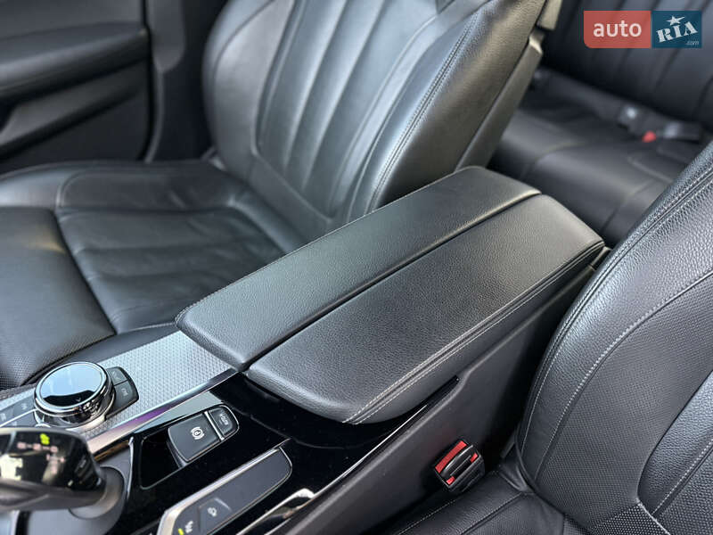 Седан BMW 5 Series 2018 в Львове фото 41 Седан BMW 5 Series 2018 в Львове