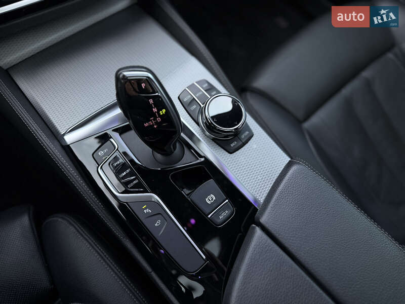 Седан BMW 5 Series 2018 в Львове фото 42 Седан BMW 5 Series 2018 в Львове