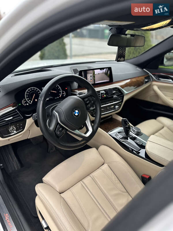 Седан BMW 5 Series 2019 в Вінниці