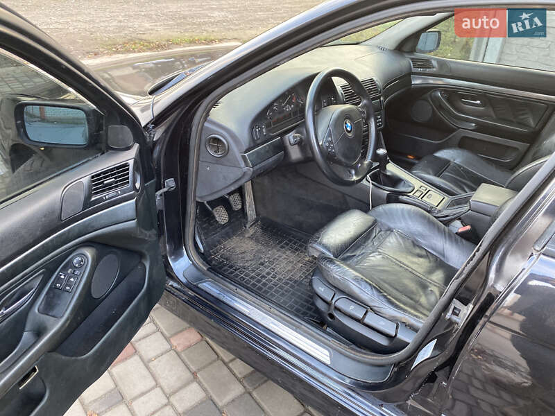 Седан BMW 5 Series 1997 в Кривом Роге