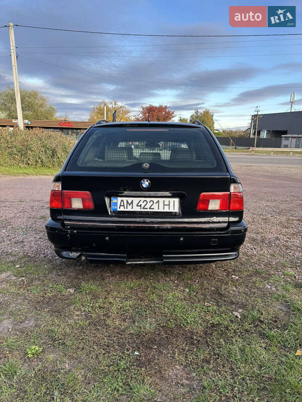 Універсал BMW 5 Series 2002 в Києві
