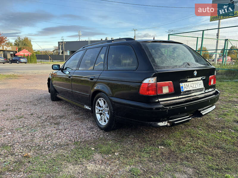 Універсал BMW 5 Series 2002 в Києві