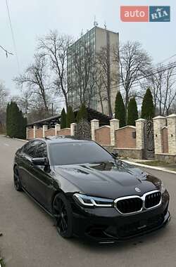 Седан BMW 5 Series 2017 в Чернівцях